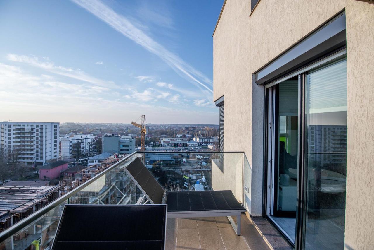 Luxury Westpark 2 Residence With Lake View Bucharest Exterior photo